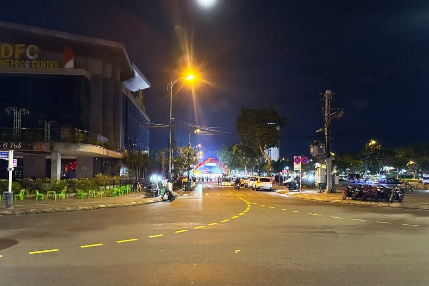 DHCマリーナからソンチャナイトマーケット方向の景色